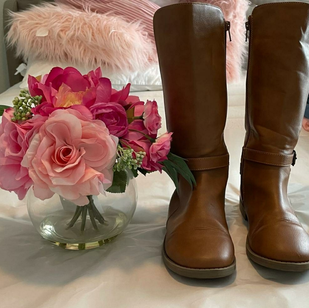 Girl Boots